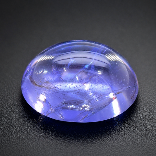 Tanzanite Naturale Ovale Cabochon 2.20ct – Gemma Rara Viola per Alta Gioielleria