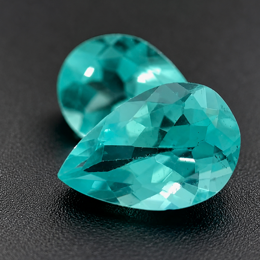 Apatite Naturale Gocce 2.55ct – Pietra Preziosa Azzurra per Gioielleria