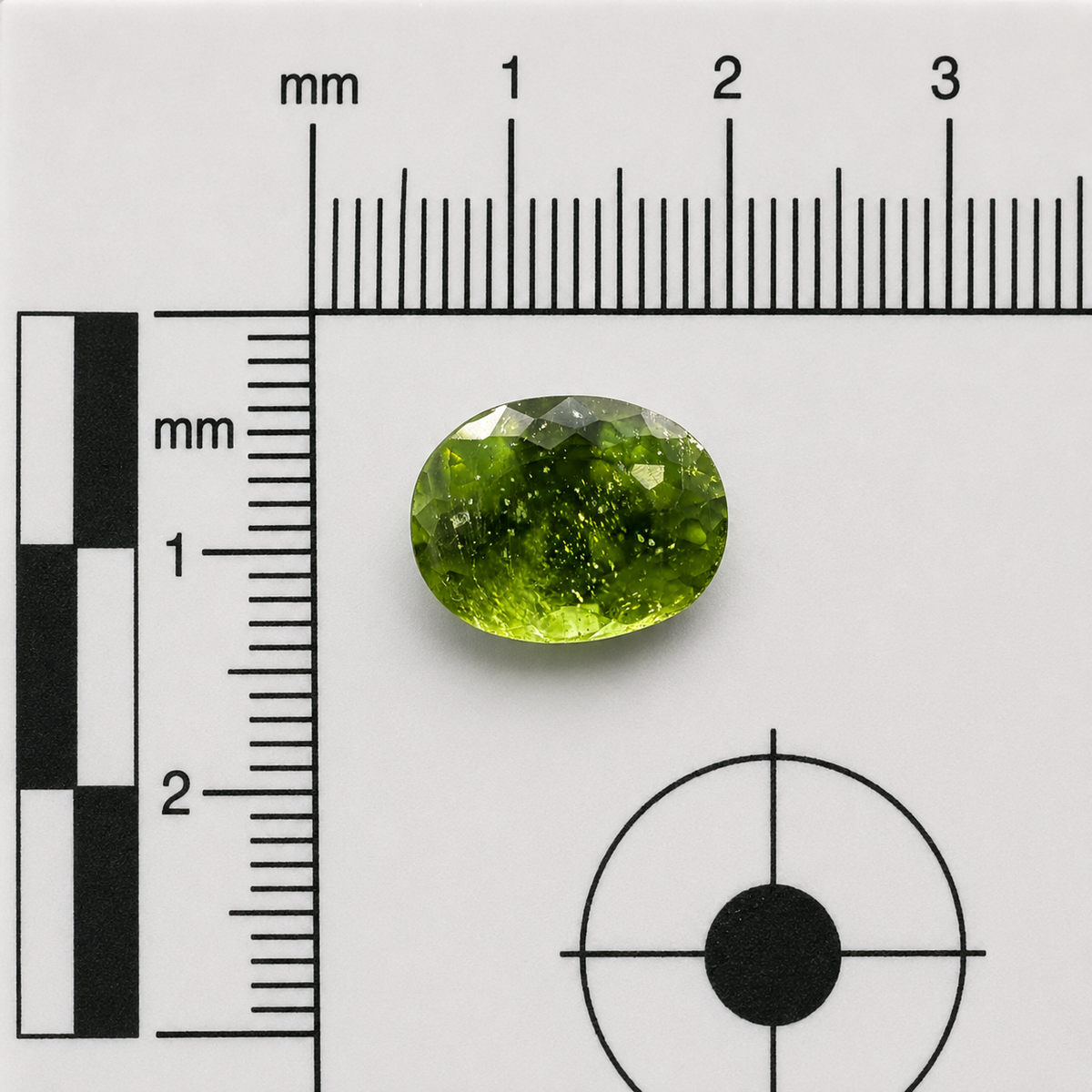Apatite Naturale Ovale 3.30ct – Pietra Preziosa Verde per Gioielleria