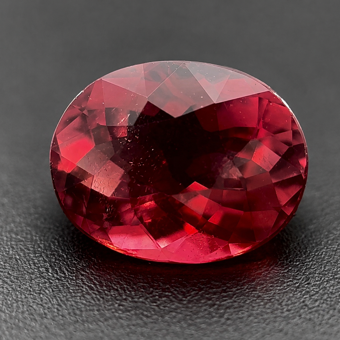 Tormalina Rossa Ovale 1.30ct – Pietra Preziosa per Gioielleria