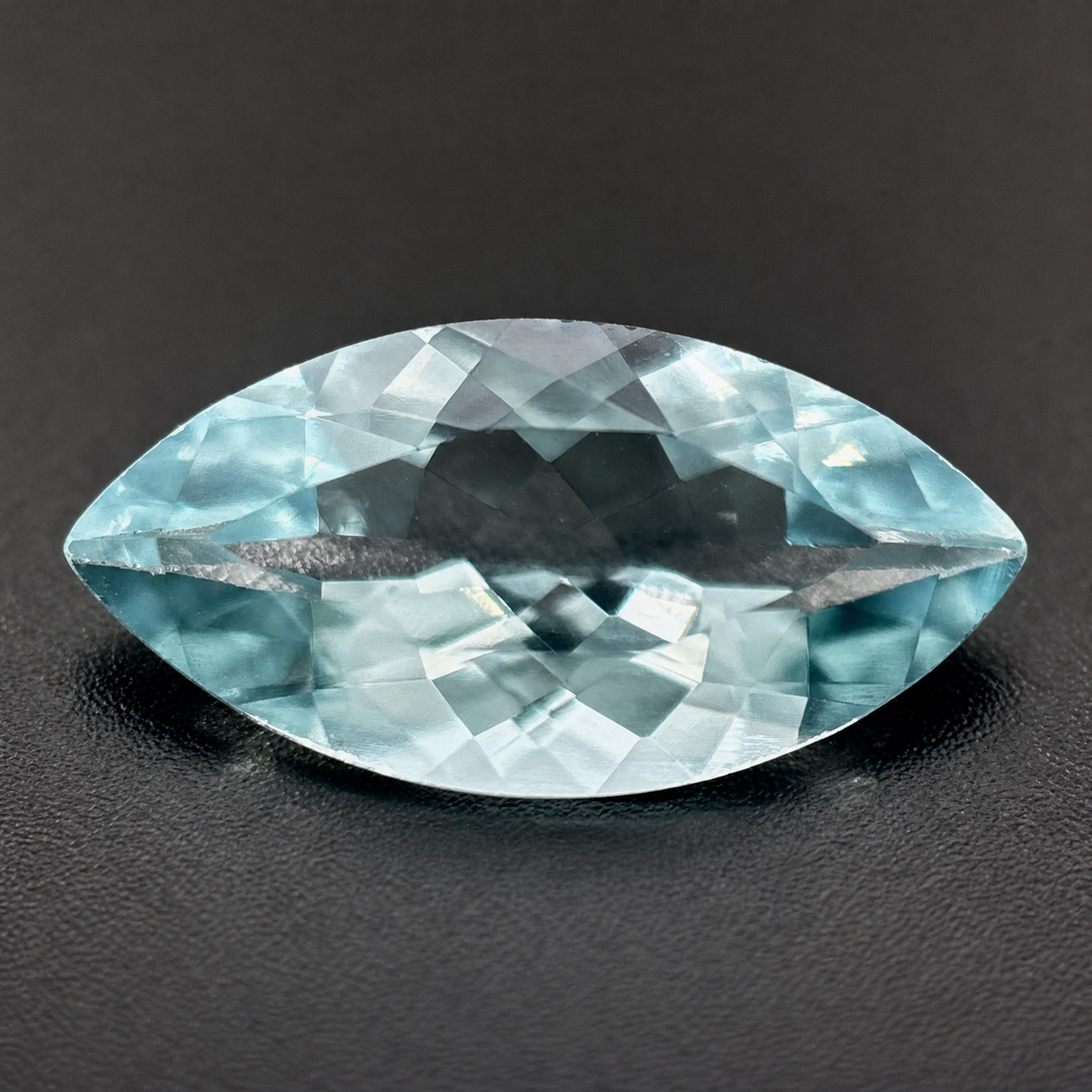 Acquamarina Naturale Marquise 1.35ct – Pietra Preziosa per Gioielleria